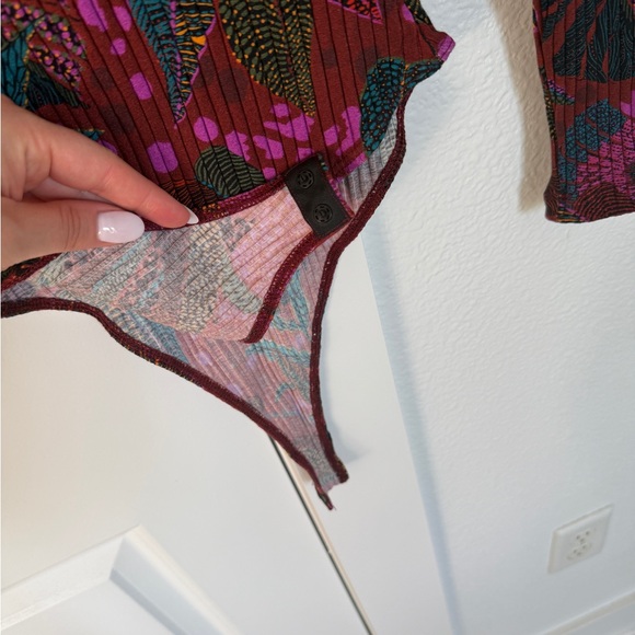 Farm Rio Long Sleeve Bodysuit - Size S - Picture 3 of 4